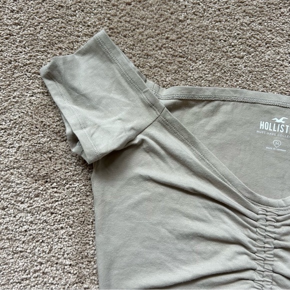 Hollister Tan Scrunched Tie Crop Top - Picture 2 of 7